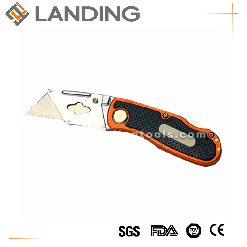 Retractable Folding Utility Knife  383601