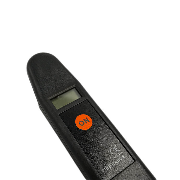 Digital tire pressure gauge  Self-calibrating  780006
