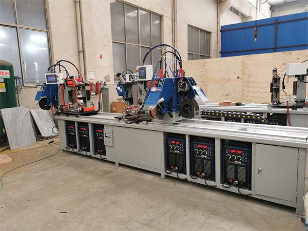 Step and Box Racking Beam welding machine