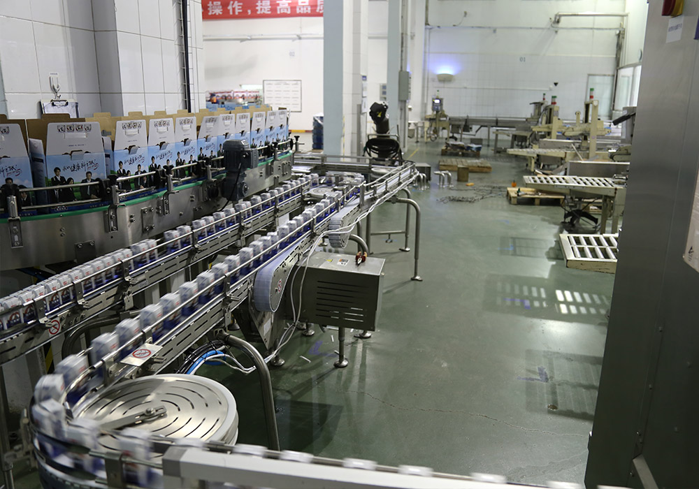 Drilling milk package gift box packaging production line