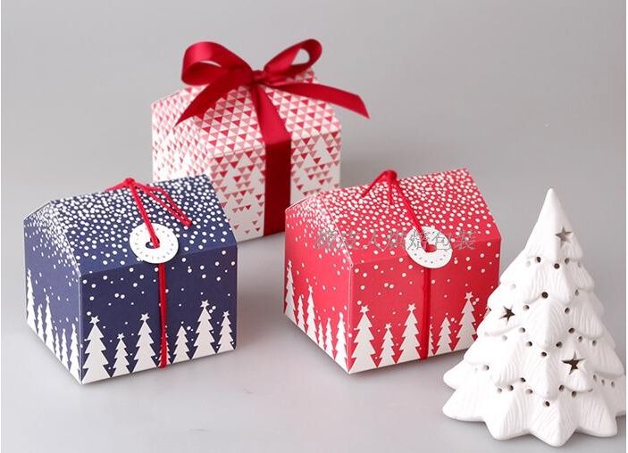 Fancy Christmas gift packing box