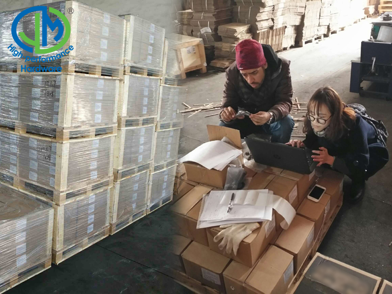 Jan. 13rd 2017, our customer from America visit us and inspect the bulk order- castle nuts