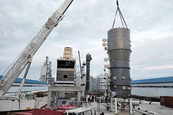 Instalação de grandes equipamentos para o projeto de extração de óleo de colza 600TPD