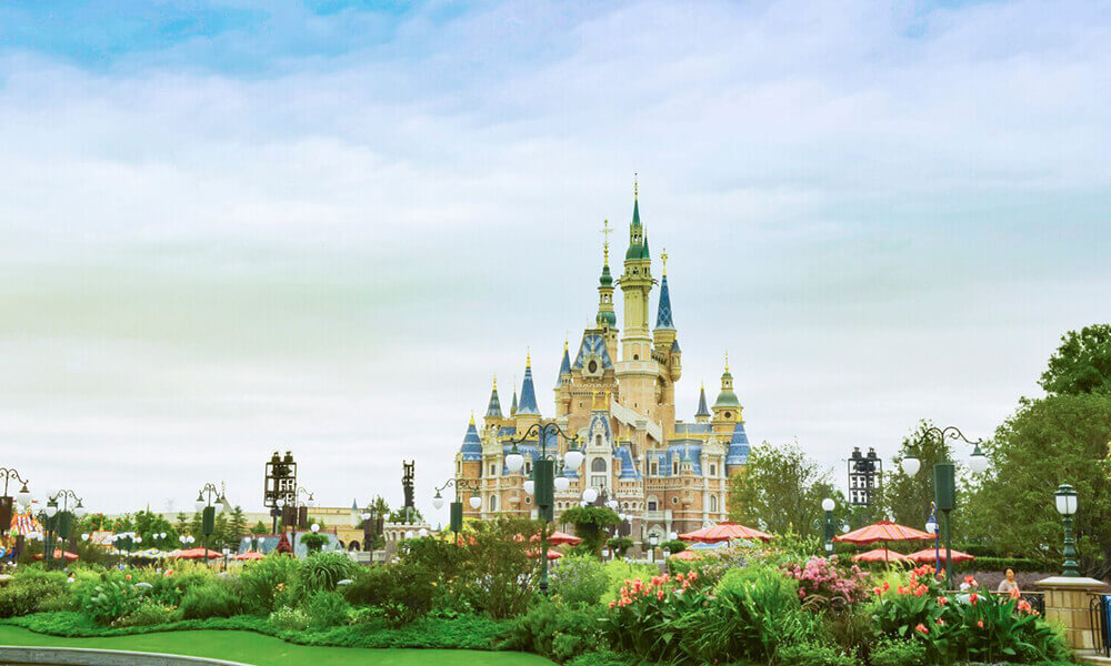 Shanghai Disneyland Park--The World Biggest Disney Land Park