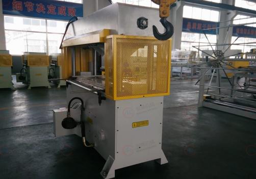 ABC-400 Cross - moving hat-brim cutting press