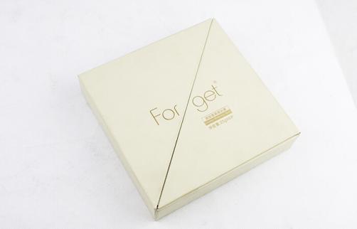 Cosmetic box 011