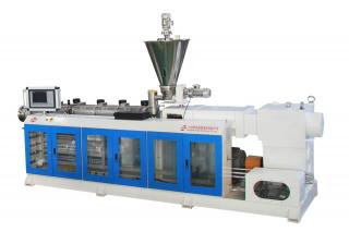 Parallel twin screw extruder