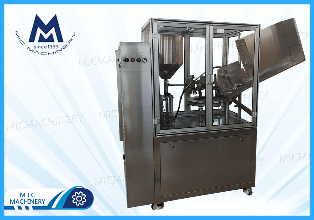 Cosmetic products filling machine