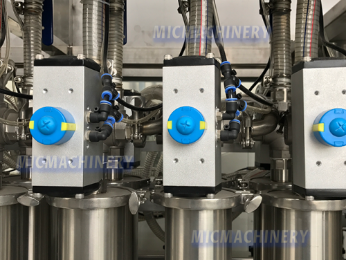 Lubricant oil filling machine (MIC-ZF8 linear piston oil filling machine)