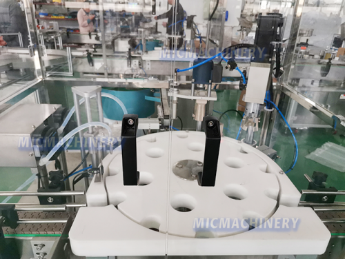 MIC-E40 Pet Bottle Filling Machine (20-30bottles/m)