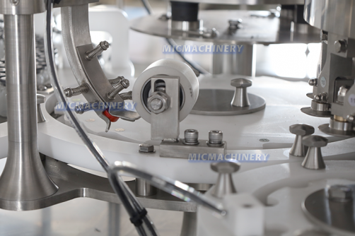 High Speed Capping Machine