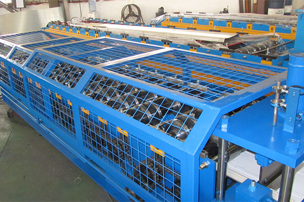 Fabricante de Máquina de Perfilado de Soportes de Vigas de buena