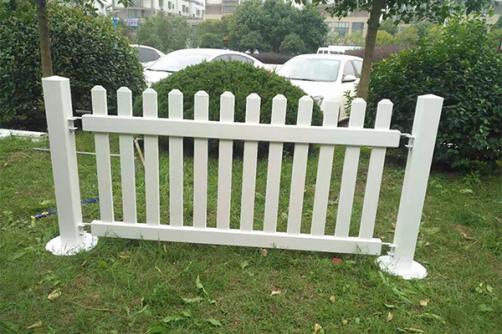Factory Price Decorative Modern Safety Portable Expandable Fence