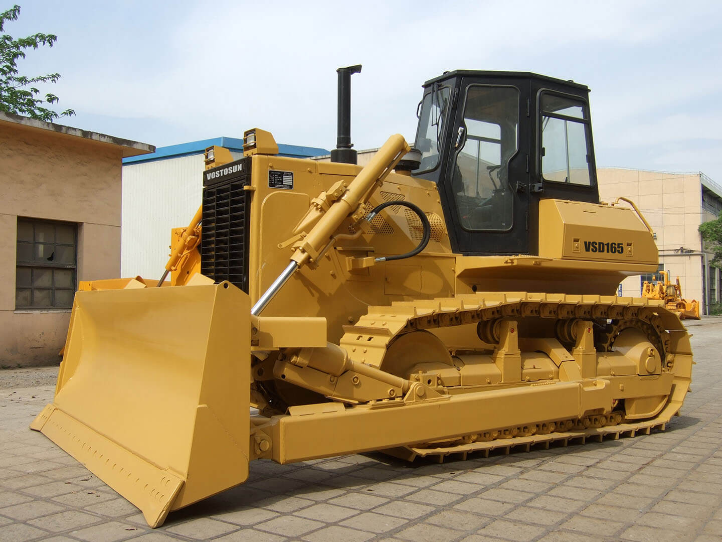 BULLDOZERS EXPORTED TO AUSTRALIA IN MAY