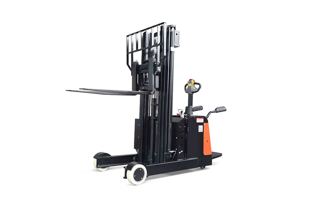 CQE12/15R ride on electric reach truck