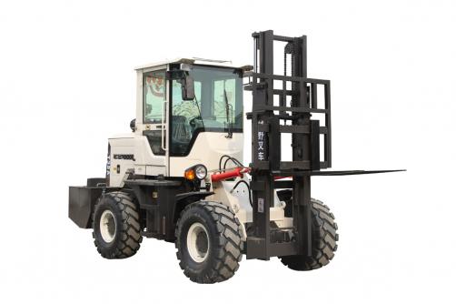 HW60-40L All-terrain forklift