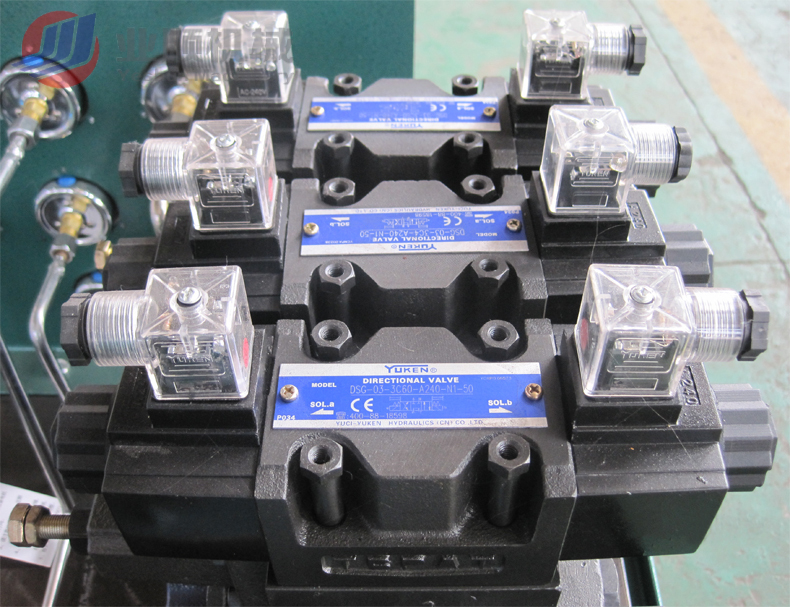 W11H hydraulics arc adjust plate rolling machine with 3 rolls - 25x2500