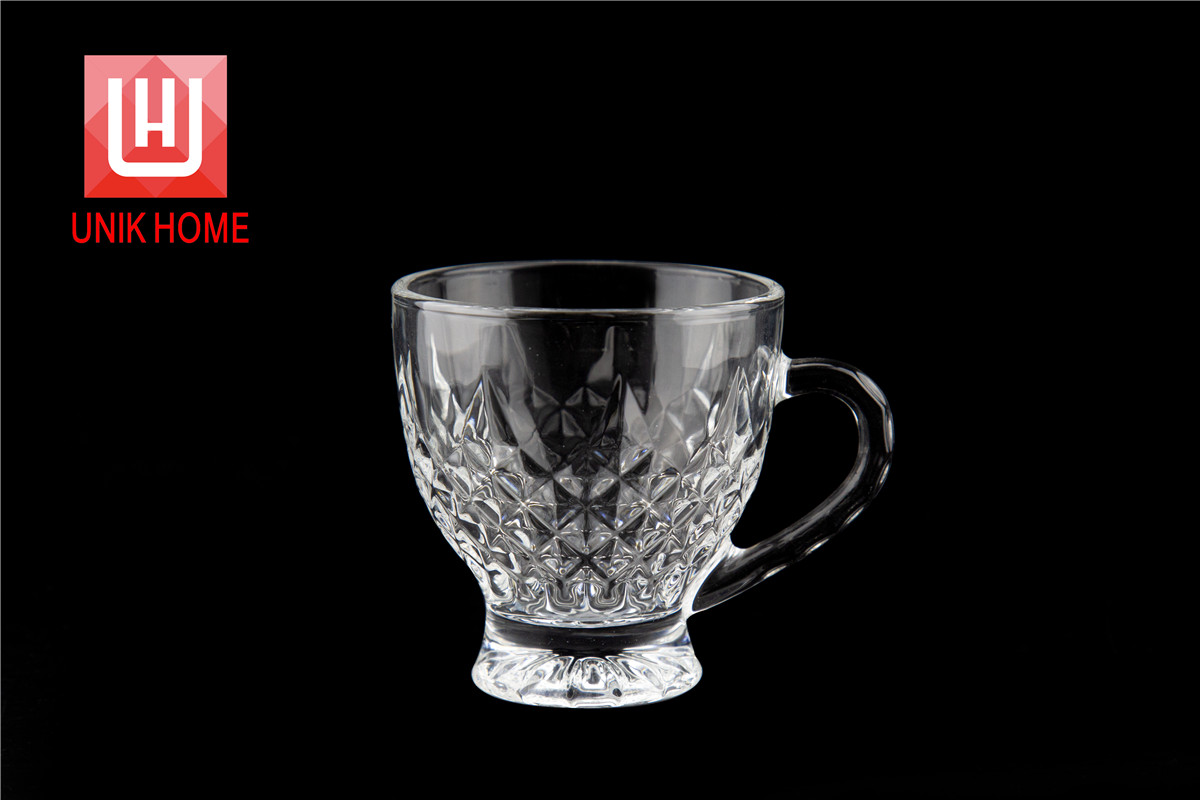 UNIK HOME High Quality Diamond Cutting Clear Tea Glass Cup With Foot DM217