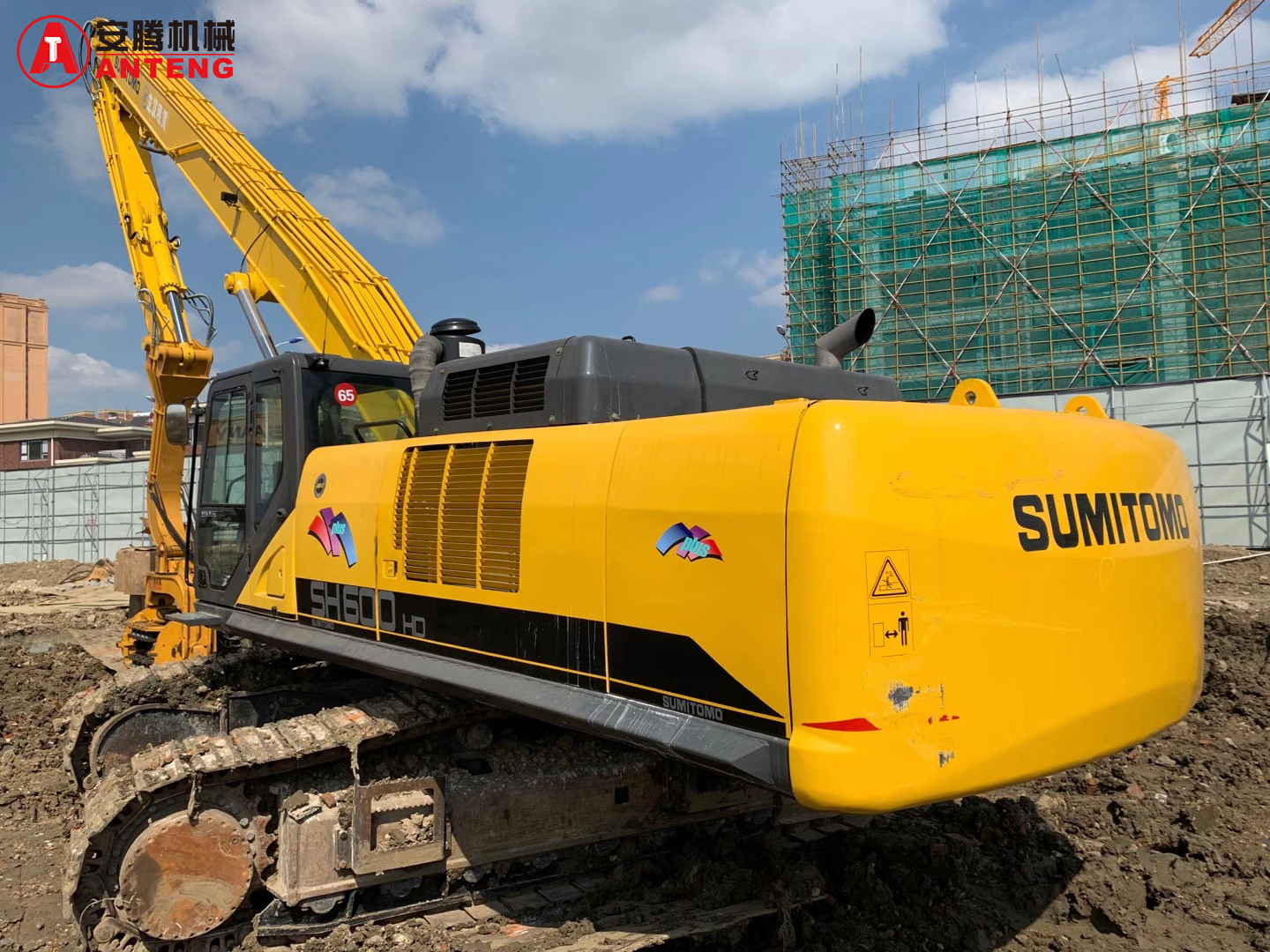 Anteng Vibro Hammer with Sumitomo for Wharf Project