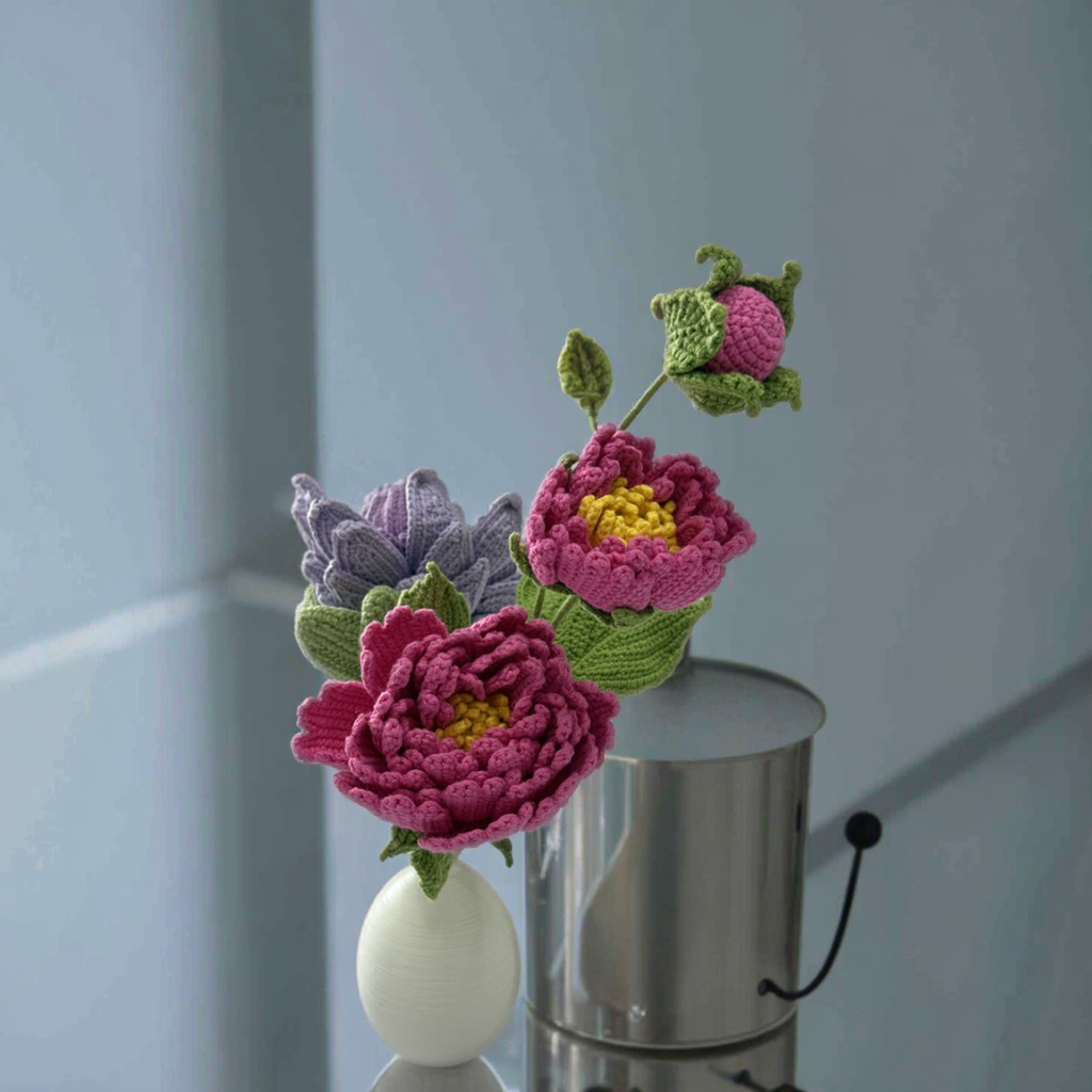 Handmade Crochet Bouquet(Vase Not Included)