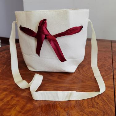 WBL-040 Red ribbon bag