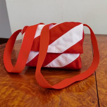 WBL-041 Red-white stripe bag