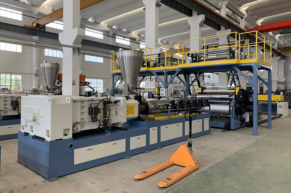 PVC-roof-tile-forming-machine