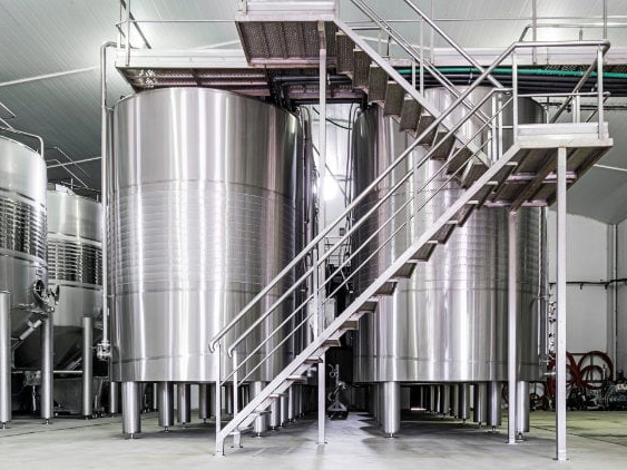 Alcoholic drink production machinery Alcoholic drink production machinery