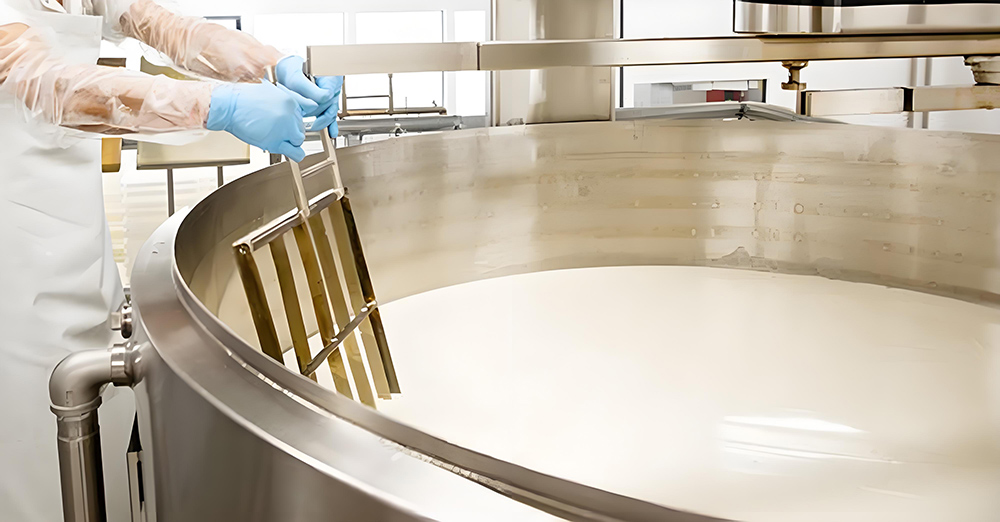 Commercial Milk Production Equipment Commercial Milk Production Equipment