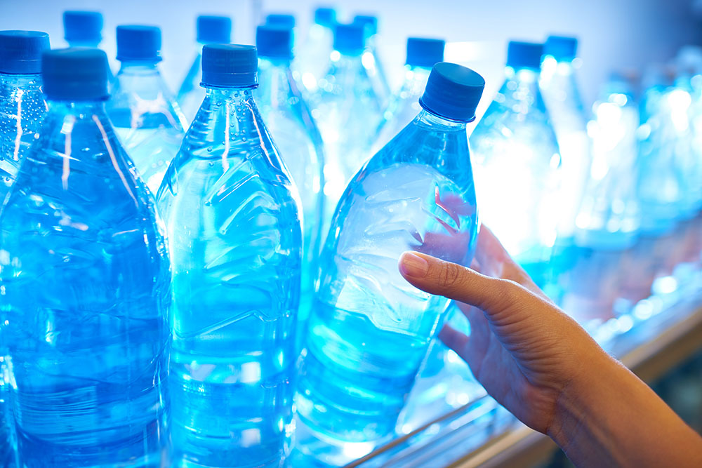 Drink bottling filling finished product display Drink bottling filling finished product display