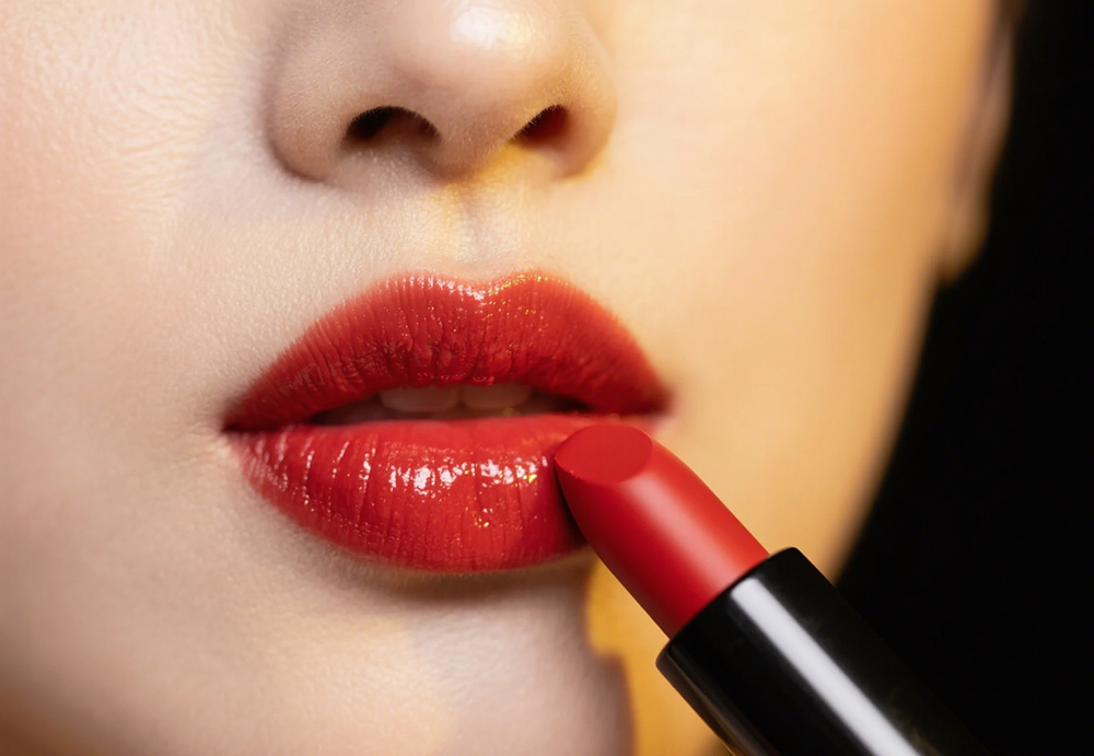 red Lipstick red Lipstick