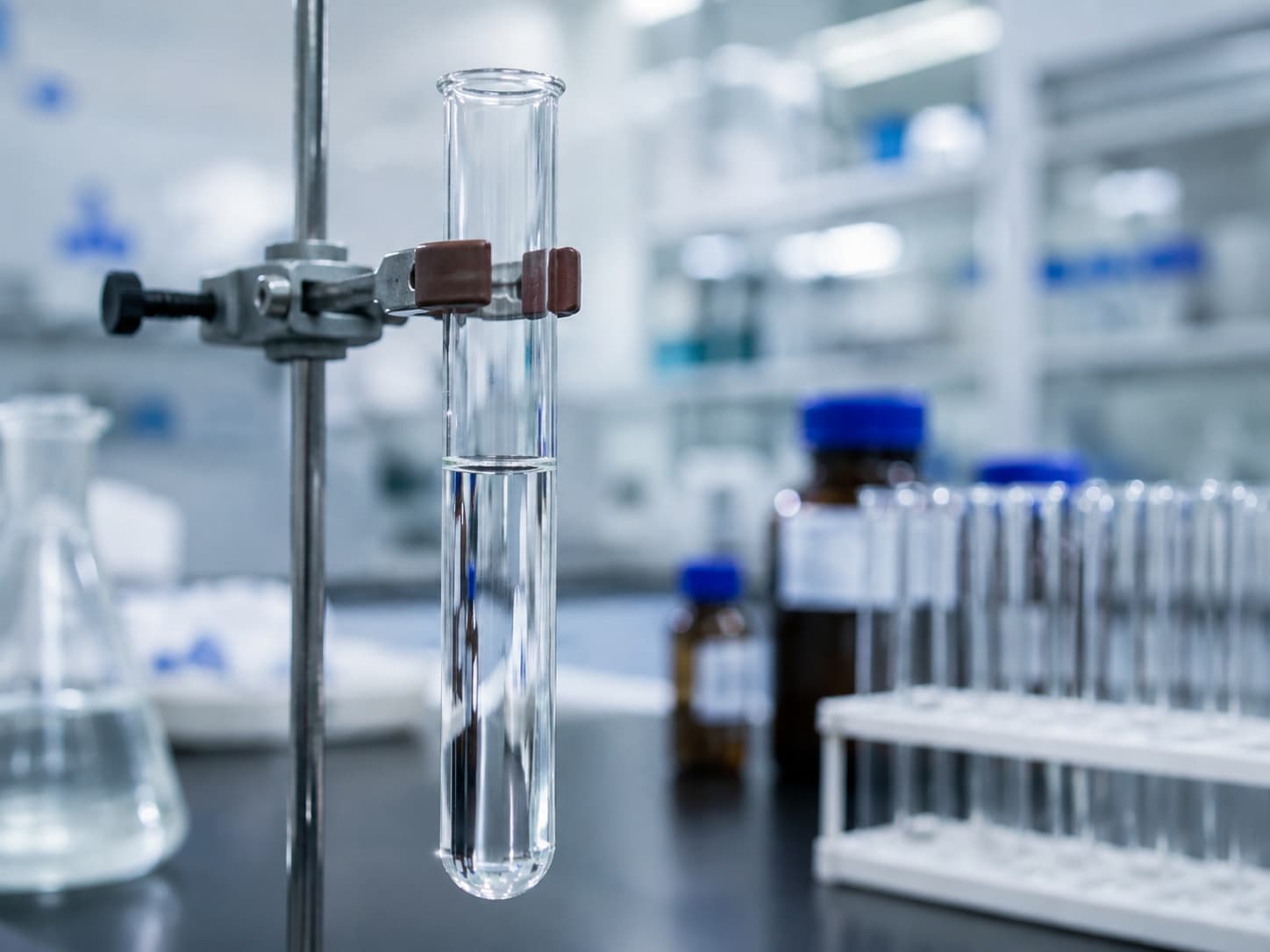 Cyclopentanone (CAS 120-92-3): 5 Major Industrial Applications