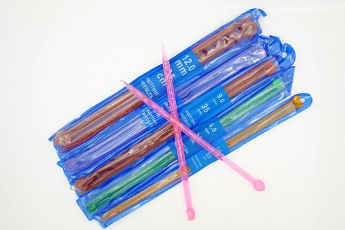 CN041-Plastic Needles