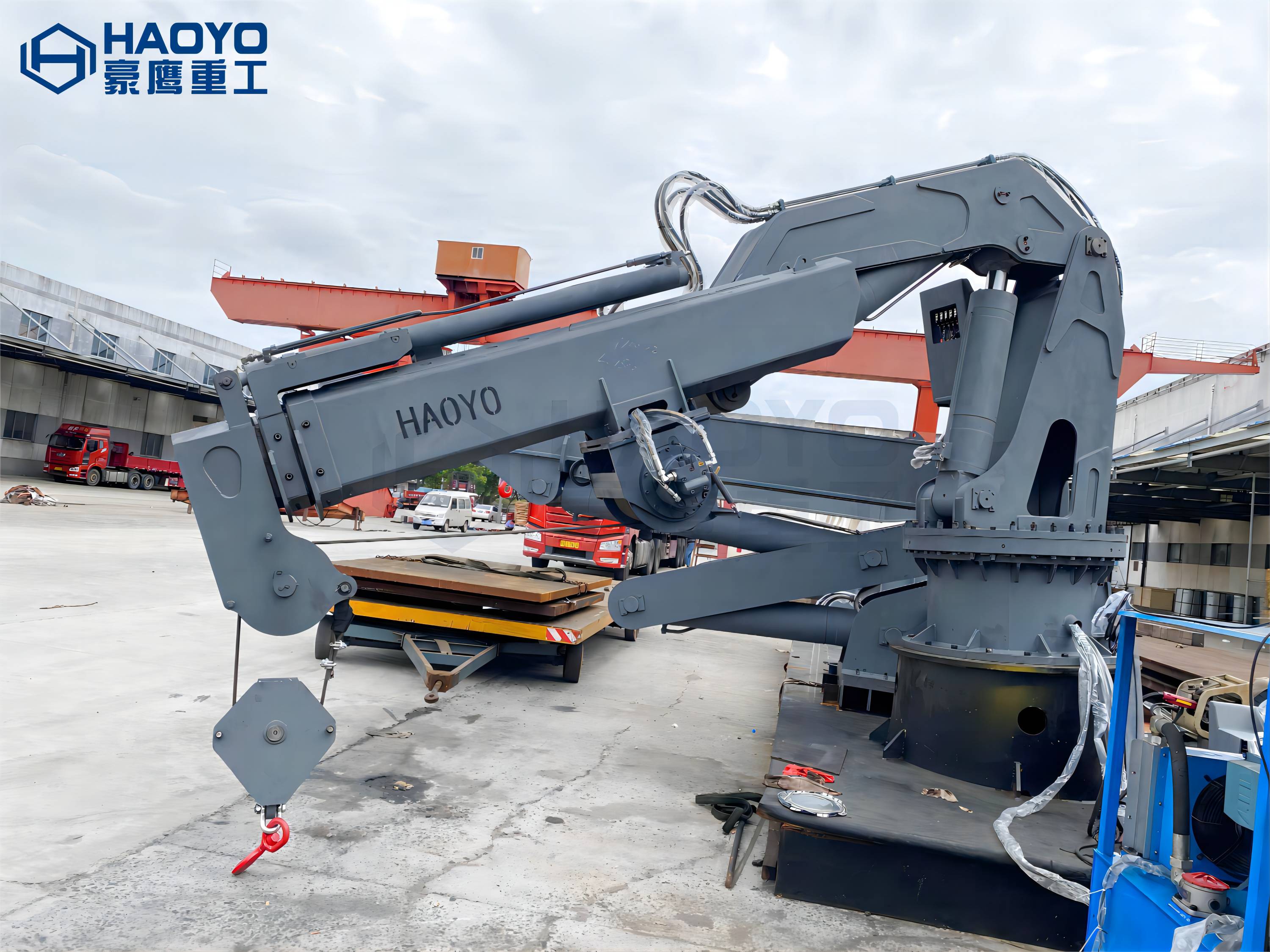 4T 8M FOLDABLE KNUCKLE MARINE CRANE