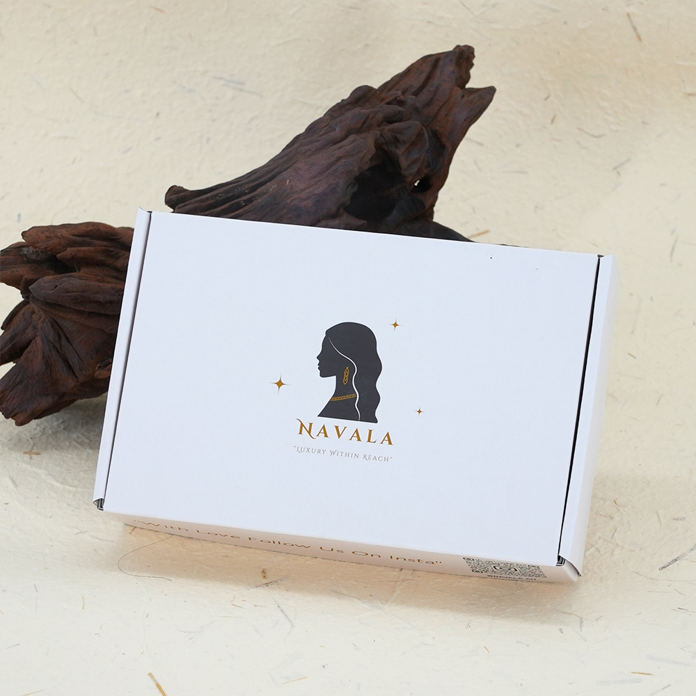 Cloth packaging box
