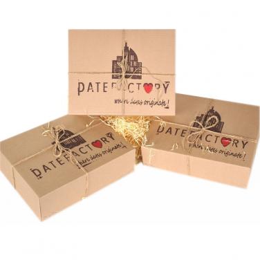 Brown kraft paper box dates packaging