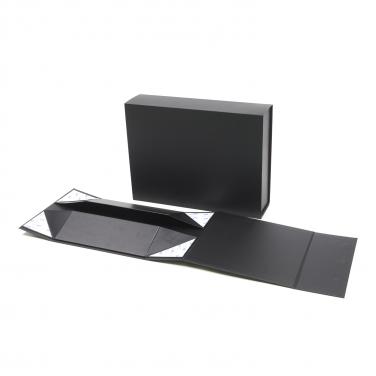 Gift Boxes with magnetic closures