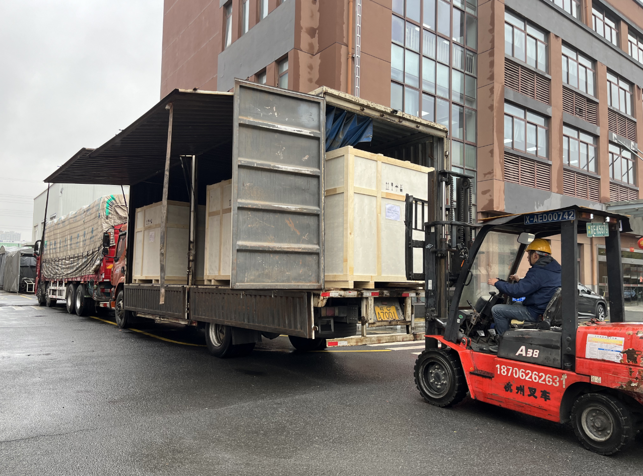 AODE Die-casting Machine Delivery to Russia