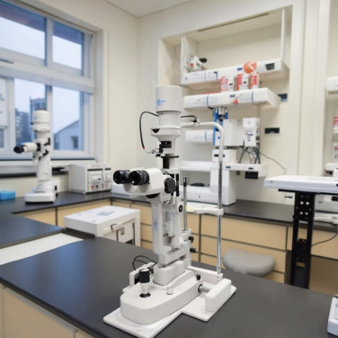 SL-540 LED Digital Eye Test Microscope Ophthalmic Slit Lamp For Optics