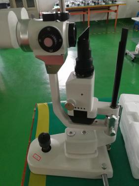 BL-6A slit lamp microscope