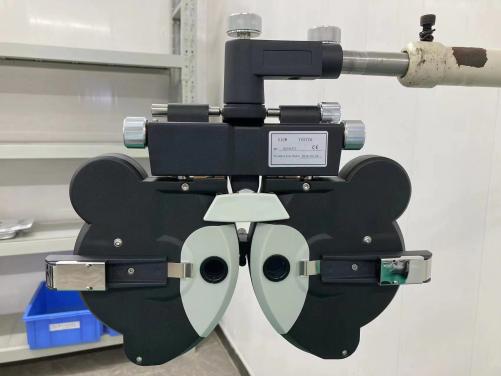VT-5CB manual phoropter