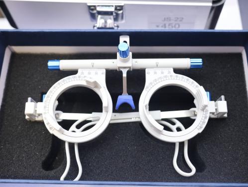 TPV-9100 top quality Ophthalmic  Titanium trial lens frame
