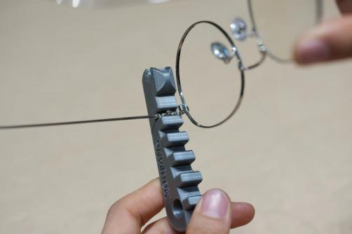 Eyeglass frame adjustment tool Upgraded version