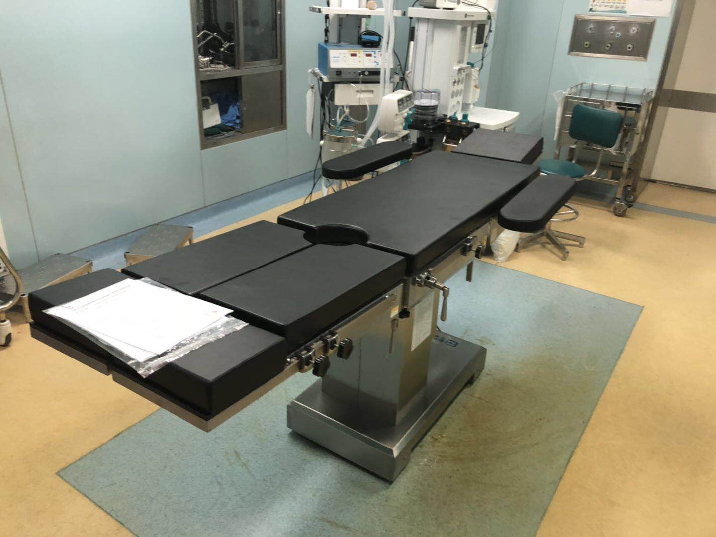 WYD02A Multi-purpose Electrical Medical Operating Table Surgery Bed X-Ray Optional