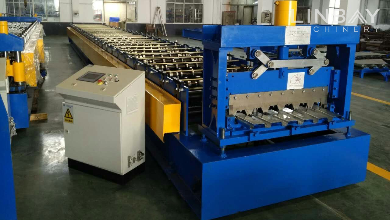 Metal Deck Roll Forming Machine