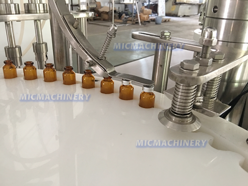 MIC Syrup Filling Machine Pharmaceutical (200Bottles/m)