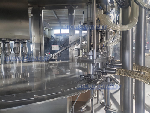MIC Pouch Filling And Sealing Machine ( Ketchup, Sauce, 90-100 Pouchs/min)