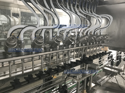 Fully Automatic Bottle Filling Machine