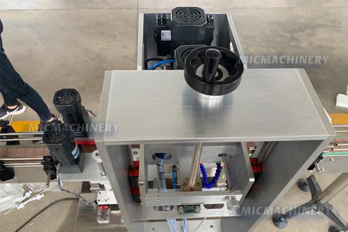 bottling and capping machine