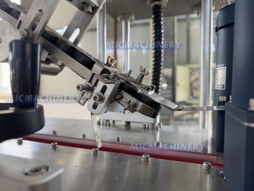 Semi-Automatic Inline Capping Machine